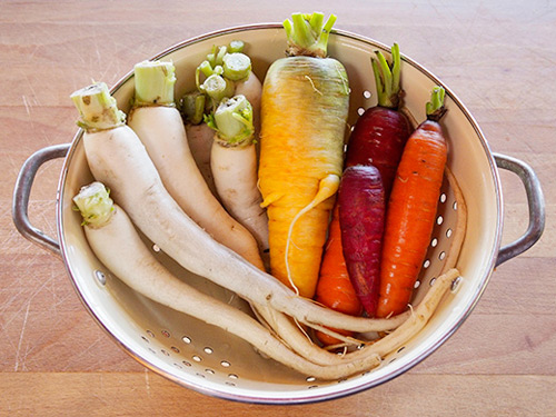 Củ cải và cà rốt ngâm chua chống ngán cho Tết