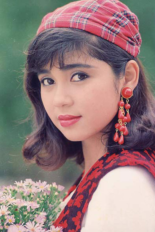 Những đại diện nhan sắc của ba thế hệ sao nữ Việt