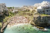 Ngắm 10 bãi biển siêu đẹp hút khách nhất thế giới